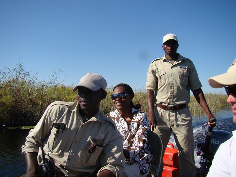 Motor boat safari Botswana